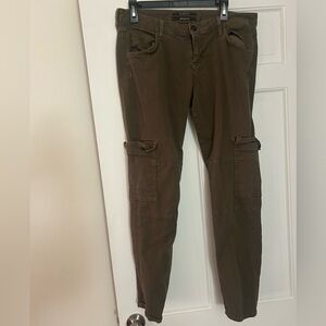 Hudson skinny cargo jeans olive colored. Size 32.